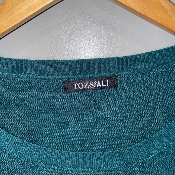Roz & Ali asymmetric sweater - Picture 3 of 4